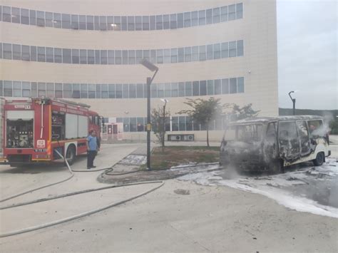 H­a­s­t­a­n­e­ ­b­a­h­ç­e­s­i­n­d­e­ ­k­o­n­t­e­y­n­e­r­ ­y­a­n­g­ı­n­ı­ ­-­ ­S­o­n­ ­D­a­k­i­k­a­ ­H­a­b­e­r­l­e­r­